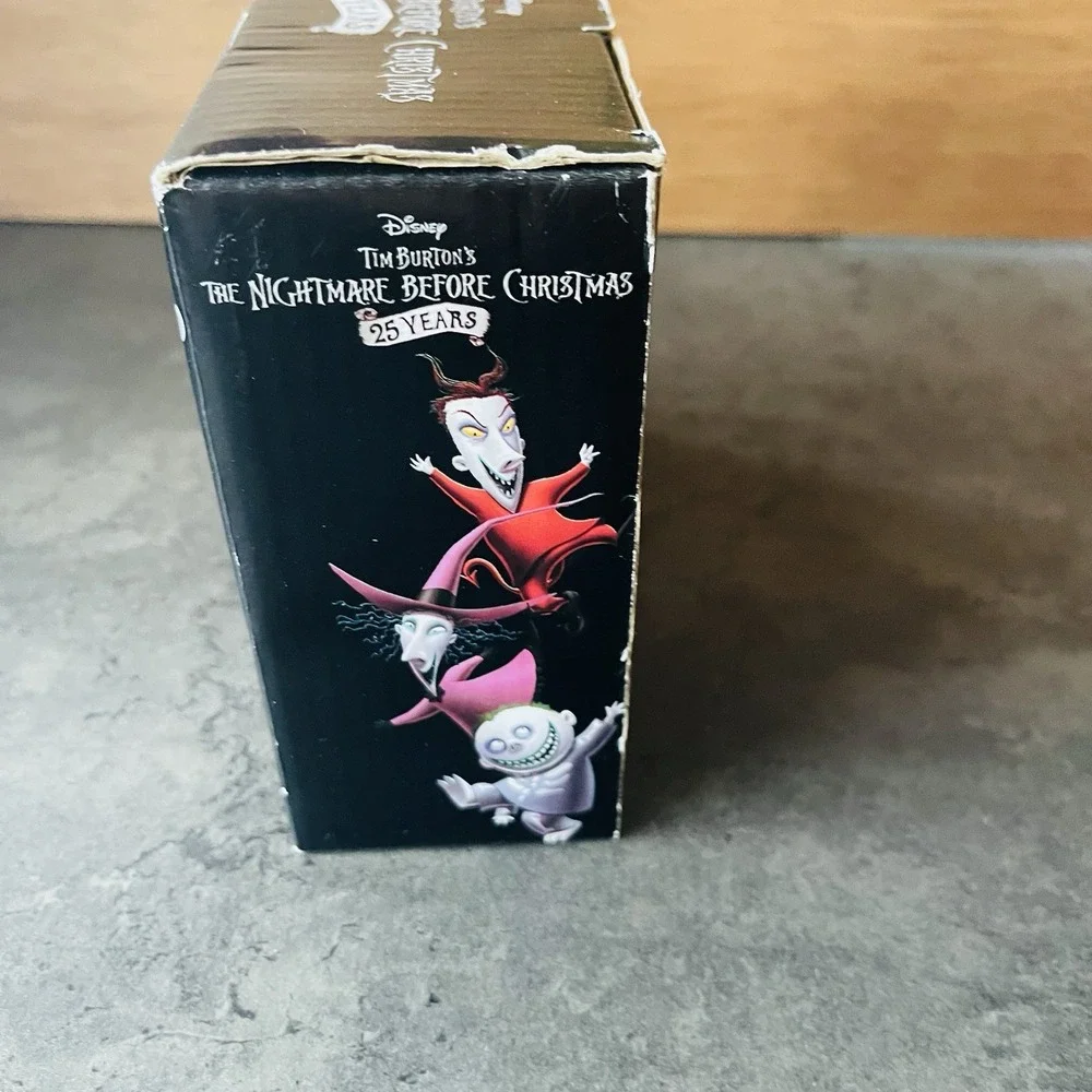 NEW The Nightmare Before Christmas Salt & Pepper Shakers Jack & Sally Halloween